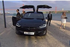 Melovin прибыл на открытие Евровидения на шикарном авто