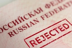 Чехія припиняє видачу віз та дозволів на проживання росіянам та білорусам