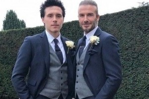 Виктория Бекхэм показала взрослого сына-красавца