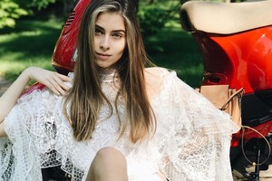 Доросла внучка Софії Ротару вразила красою