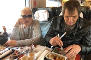 Нет никакой любви. Шукшина вышла замуж за Алибасова, чтобы дети не обобрали  