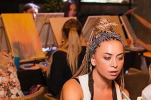 Сестра Жанни Фріске іноді носить її речі