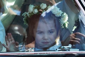 Вылитая Диана! В принцессе Шарлотте британцы разглядели ее легендарную бабушку