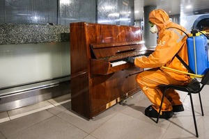 Не встигли видихнути, а число заражених за добу вже виросло в три рази