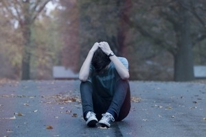 10 привычек, которые делает людей хронически несчастными