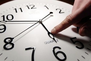 Переводу часов на летнее время в Украине - быть!