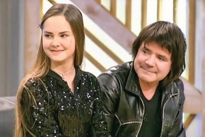 Дочь Осина спела душераздирающую песню об отце   