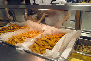 Назвали самую опасную еду для мозга