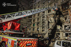 Террористическая атака рф на многоквартирный дом в Харькове: разрушен подъезд, погиб ребенок