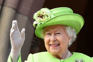 В британской королевской семье готовятся к первой в истории однополой свадьбе