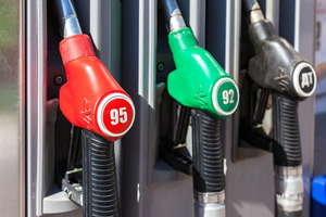 Держрегулювання: бензини в роздріб здорожчають на 1,33 грн/л, ДП — на 1,68 грн/л