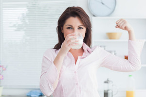 Диетологи пояснили, почему нельзя употреблять обезжиренные молочные продукты