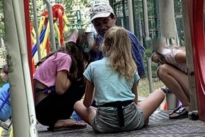 По Киеву гуляет педофил. Что нужно объяснить ребёнку, чтобы он не стал жертвой похищения или насилия?