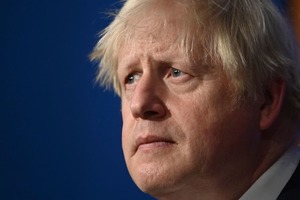 Джонсон планирует по телефону осадить Путина