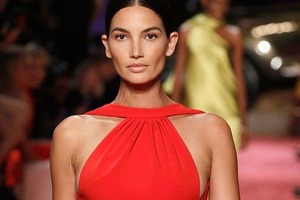 «Ангел» Victoria’s Secret вышла на подиум на пятом месяце