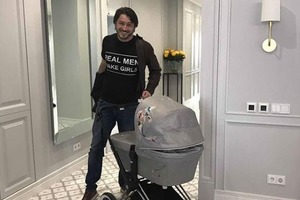 Притула вперше показав фото з маленькою донькою