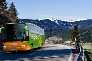 Не самолетами едиными. Известный немецкий автобусный лоукостер выходит на украинский рынок 