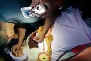 Молодой человек женился на своей погибшей девушке в день похорон