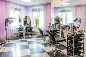 У Супрун рассказали, как сходить в салон красоты и ничем не заразиться