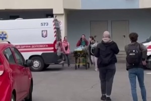 У Києві оголосили про евакуацію двох лікарень через погрози глави білоруського КДБ