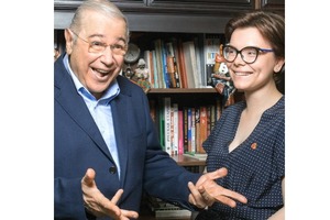 Пострел везде поспел: любовницу Петросяна заподозрили в беременности