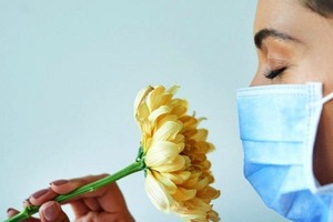 Врачи сообщили, что потеря обоняния при коронавирусе - это хорошо