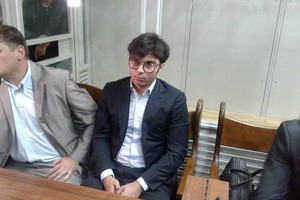 Суд отпустил Нестора Шуфрича-младшего на поруки отца-депутата, учитывая беременность супруги