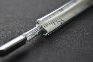 Пульмонолог рассказал о температуре у 90% заболевших коронавирусом