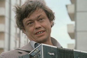 Полностью немощный: В сети показали последнее прижизненное фото Караченцова