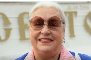 Шукшина виставила на вулицю новонародженого правнука