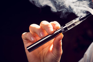 Ученые обнаружили опасность электронных сигарет