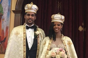 Як Попелюшка: Американка зустріла в нічному клубі ефіопського принца і вийшла за нього