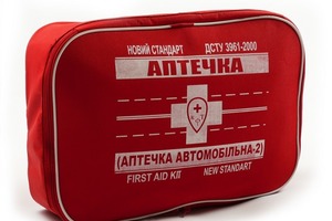 Нові автоаптечки доведеться укомплектувати арсеналом сучасних засобів