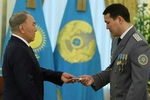 Казахстан: Причина наступившего хаоса в – не протесты, а отчаянная борьба за власть между кланами 