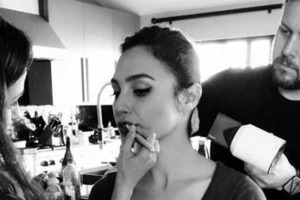 Голливудский стилист рассказал, почему вредно мыть голову ежедневно