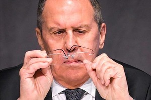 Печальная лошадь Лавров пожаловался на западные санкции на запчасти к авиатехнике