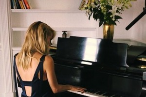 Лобода показала особняк за 400 тысяч гривен в неделю, который ей сняли в США