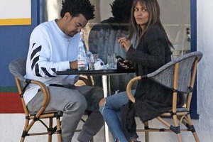 Холли Берри рассталась с бойфрендом