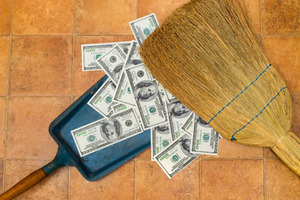 5 типових помилок прибирання, через які гроші йдуть з дому