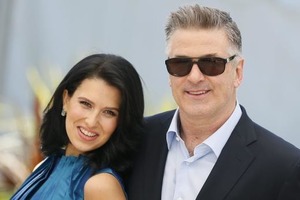 Пятый на подходе. Жена 62-летнего Алека Болдуина сфотографировалась беременной в белье 