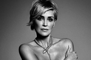 Показала свою старость. Шарон Стоун на карантине перестала пользоваться косметикой