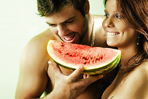 Почему диетологи советуют мужчинам есть арбузы с семечками
