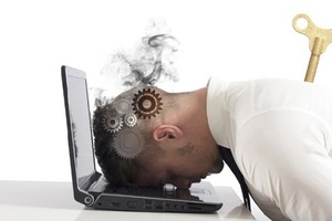 Ученые назвали необычную причину хронической усталости