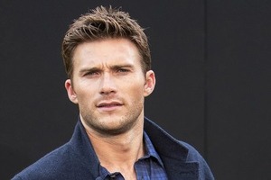 Шанувальники вражені: Скотт Іствуд все більше стає схожий на батька