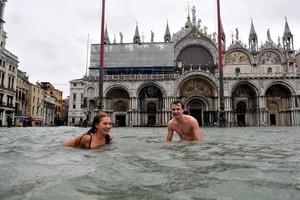 Исторический центр Венеции ушел под воду 