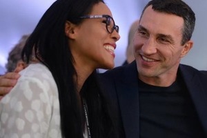 Кличко знайшов заміну гулящій дружині