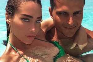 Популярна модель опублікувала фото з мертвою дитиною