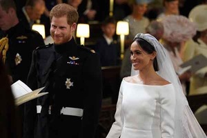 Появились первые фото Меган Маркл в свадебном платье