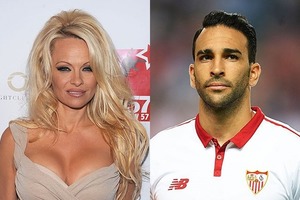 Увидела детей из прошлого брака: Памела Андерсон отказалась выходить замуж за молодого футболиста