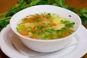 Нутрициолог назвала правила идеального обеда